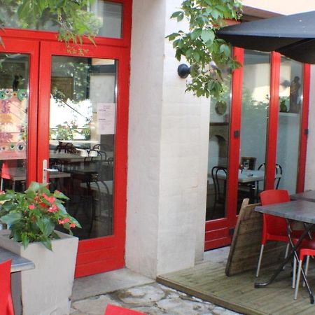Hotel Les Vignes Rouges Ispagnac Exteriör bild