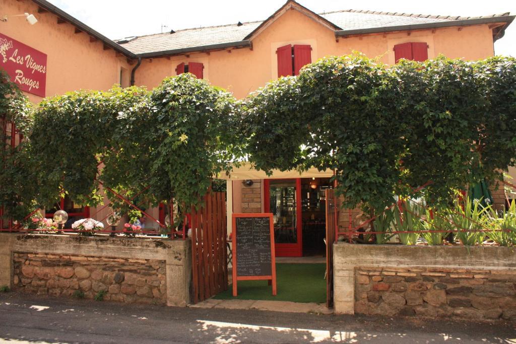 Hotel Les Vignes Rouges Ispagnac Exteriör bild